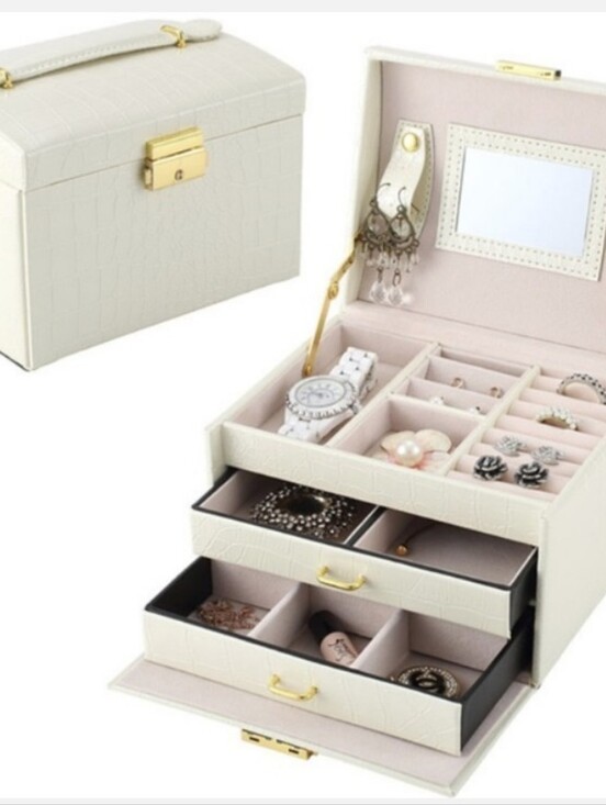 Accessories - Cream Jewelry/Organizing Lock Box- Brand New